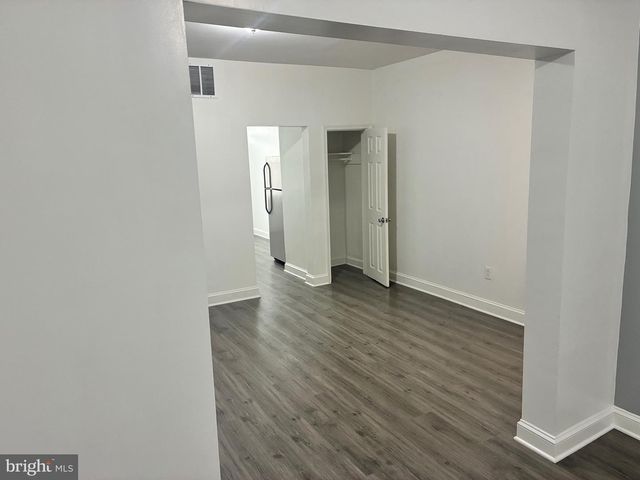 2586 EDMONDSON, Baltimore, MD 21223