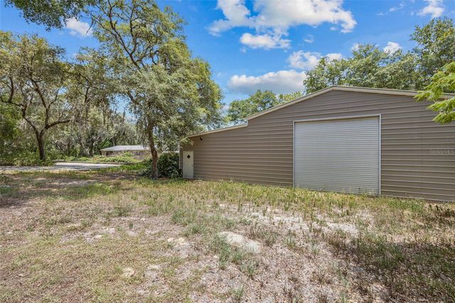 240 SWAN LAKE DRIVE, Melrose, FL 32666