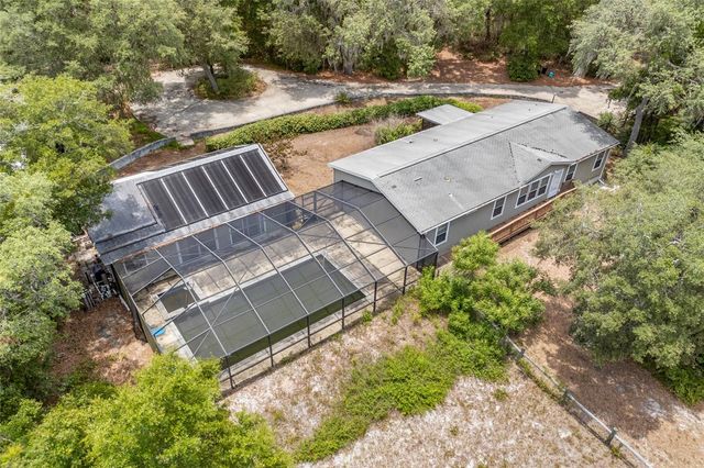 240 SWAN LAKE DRIVE, Melrose, FL 32666