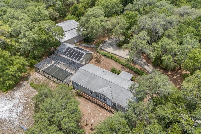 240 SWAN LAKE DRIVE, Melrose, FL 32666