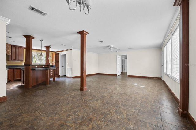 240 SWAN LAKE DRIVE, Melrose, FL 32666