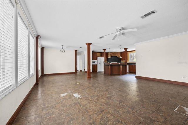 240 SWAN LAKE DRIVE, Melrose, FL 32666