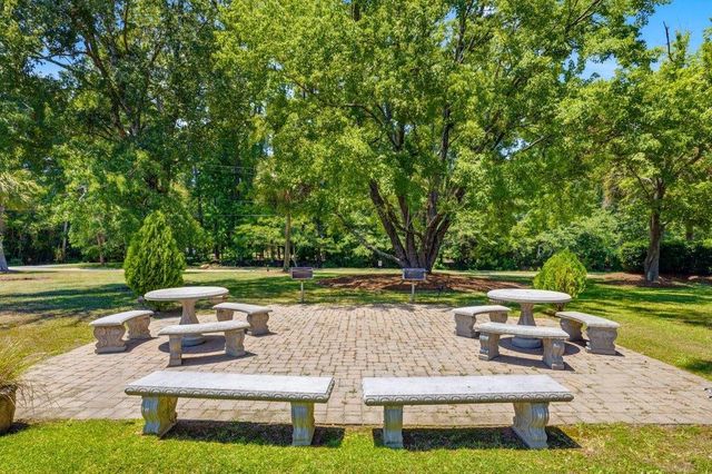 209 Spencerswood Dr., Conway, SC 29526