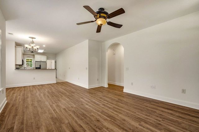209 Spencerswood Dr., Conway, SC 29526