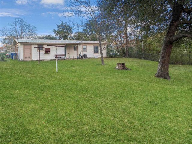 1000 Kings Rd Road, Leesville, LA 71446