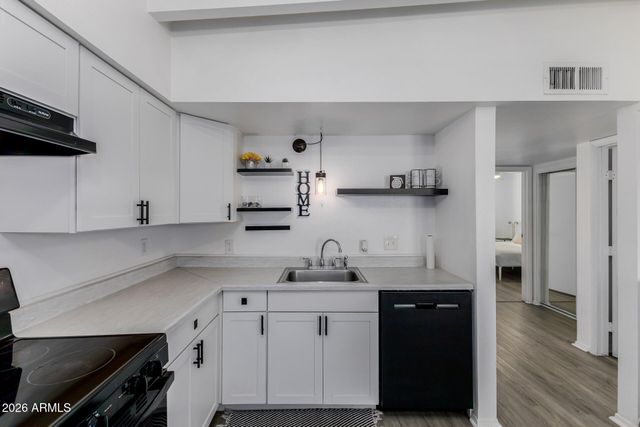 4754 N 14TH Street, Phoenix, AZ 85014