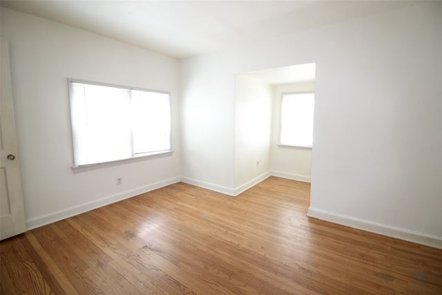 1421 1st Ave SW, Cedar Rapids, IA 52404