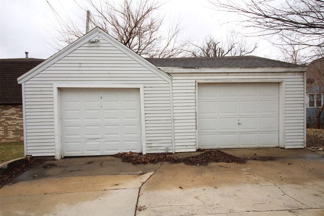 1421 1st Ave SW, Cedar Rapids, IA 52404