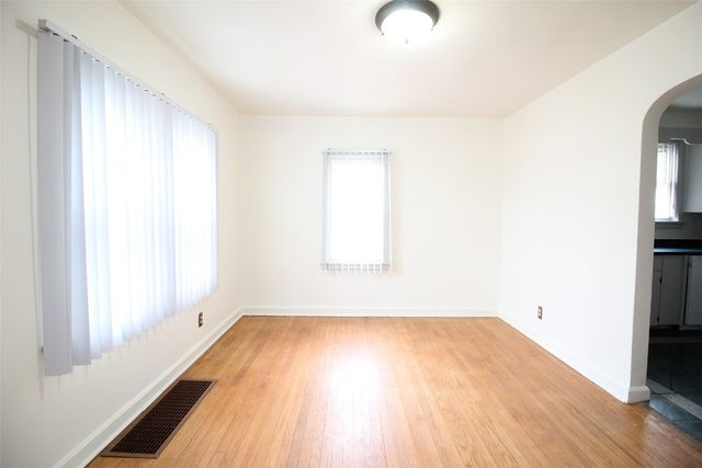 1421 1st Ave SW, Cedar Rapids, IA 52404