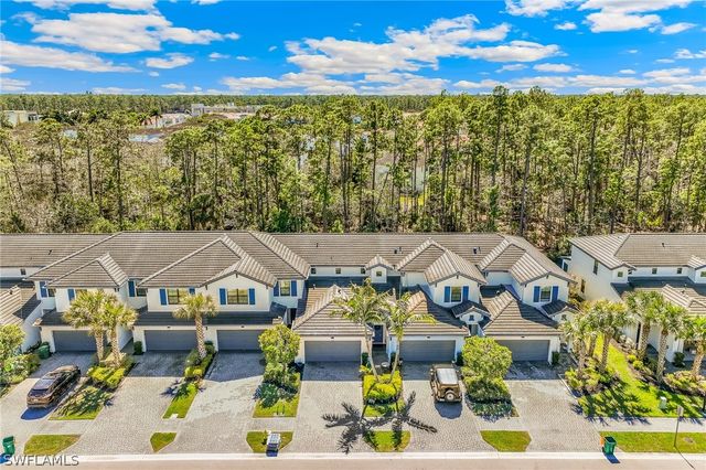 7344 Rockefeller DR, Naples, FL 34119