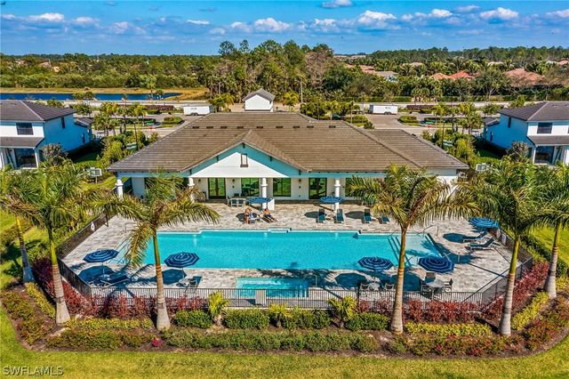 7344 Rockefeller DR, Naples, FL 34119