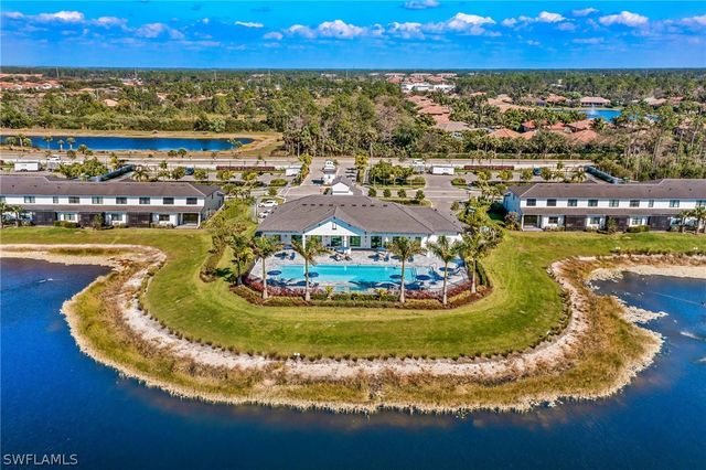 7344 Rockefeller DR, Naples, FL 34119