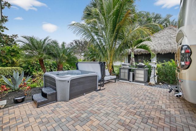 78 S Cortez Drive 78, Pompano Beach, FL 33068