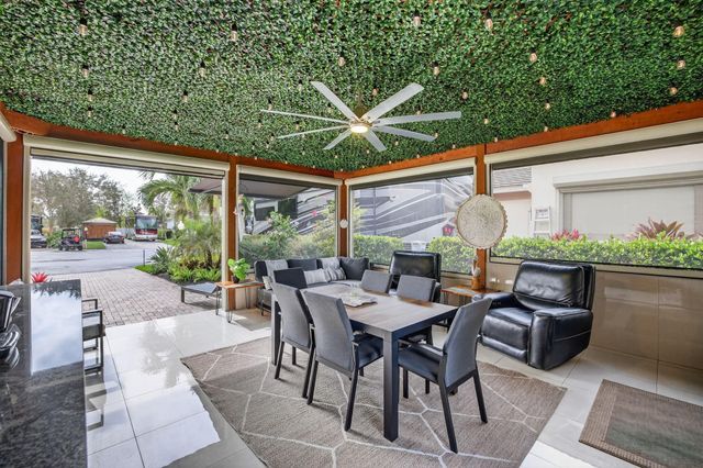 78 S Cortez Drive 78, Pompano Beach, FL 33068