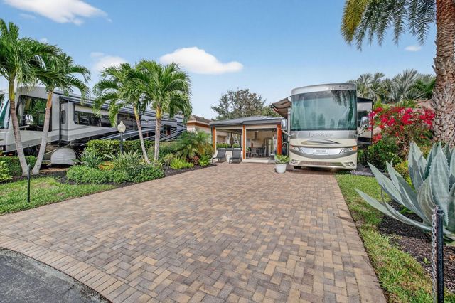 78 S Cortez Drive 78, Pompano Beach, FL 33068