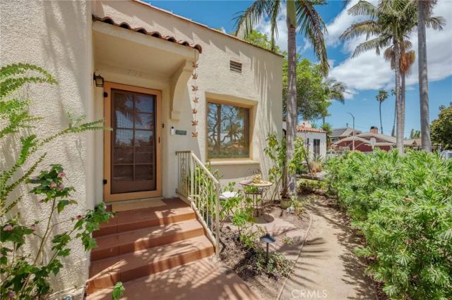 791 Orizaba Avenue, Long Beach, CA 90804