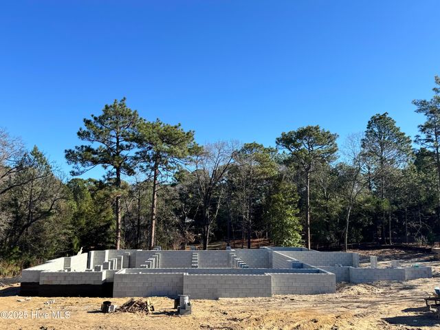 150 Saville Row, Pinehurst, NC 28374