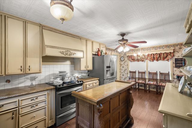 321 S Mary, Wills Point, TX 75169