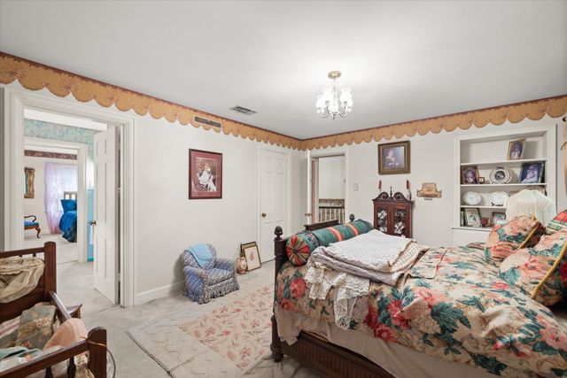 321 S Mary, Wills Point, TX 75169