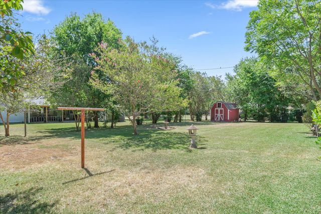 321 S Mary, Wills Point, TX 75169