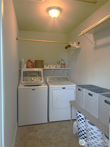 1422 S 47th Street, Tacoma, WA 98408