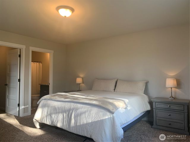 1422 S 47th Street, Tacoma, WA 98408