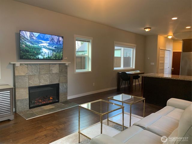 1422 S 47th Street, Tacoma, WA 98408