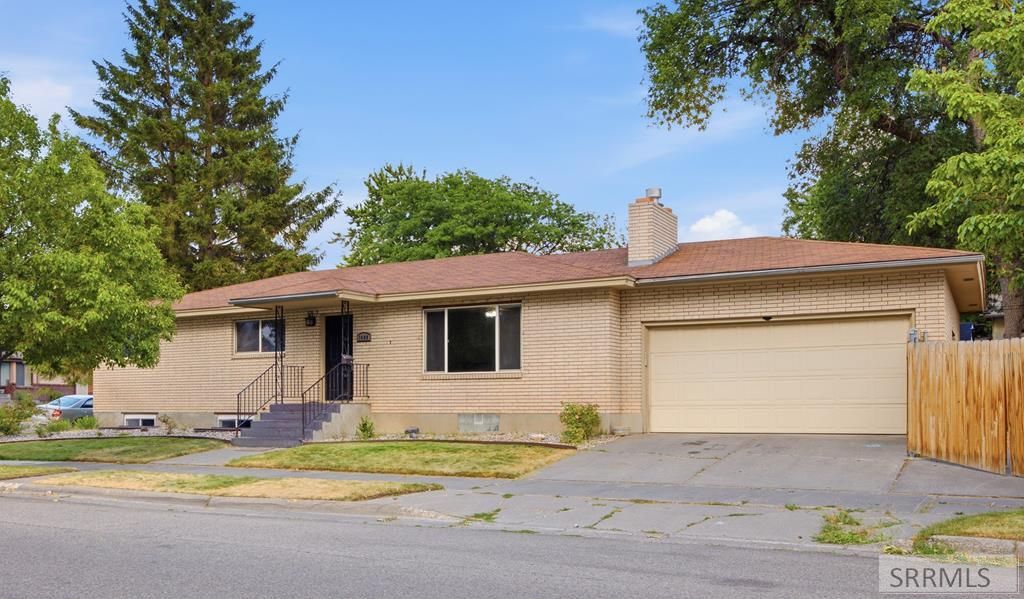 Image 1 of property listing at 1480 Mound Avenue, Idaho Falls, ID 83402