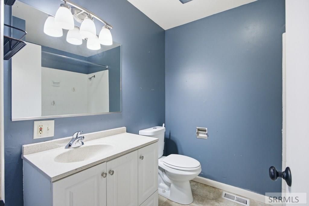 Image 16 of property listing at 1480 Mound Avenue, Idaho Falls, ID 83402