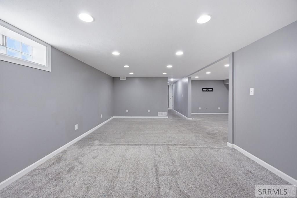 Image 20 of property listing at 1480 Mound Avenue, Idaho Falls, ID 83402