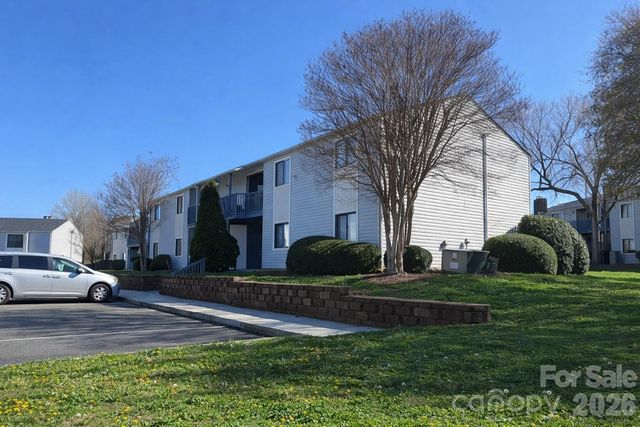 11027 Harrowfield Road, Charlotte, NC 28226