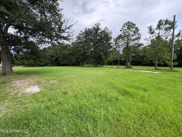 504 Cedar Avenue, Pass Christian, MS 39571