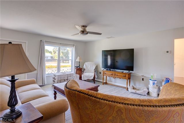 1280 Sunrise DR, North Fort Myers, FL 33917