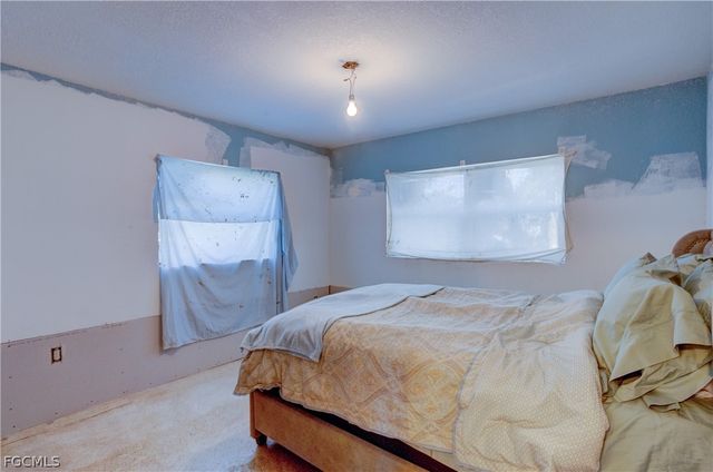 1280 Sunrise DR, North Fort Myers, FL 33917