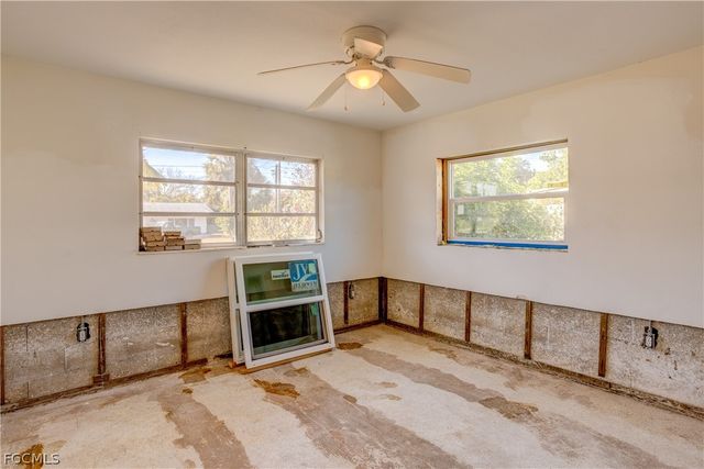 1280 Sunrise DR, North Fort Myers, FL 33917