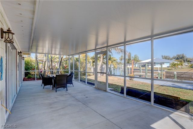 1280 Sunrise DR, North Fort Myers, FL 33917