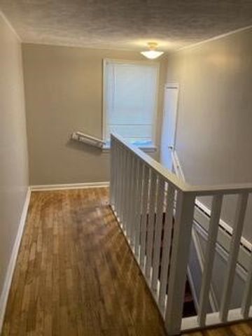 520 S Holmes Street, Lansing, MI 48912