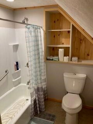 520 S Holmes Street, Lansing, MI 48912
