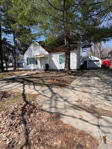 520 S Holmes Street, Lansing, MI 48912