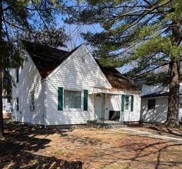 520 S Holmes Street, Lansing, MI 48912