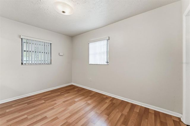 2711 W HEITER STREET, Tampa, FL 33607