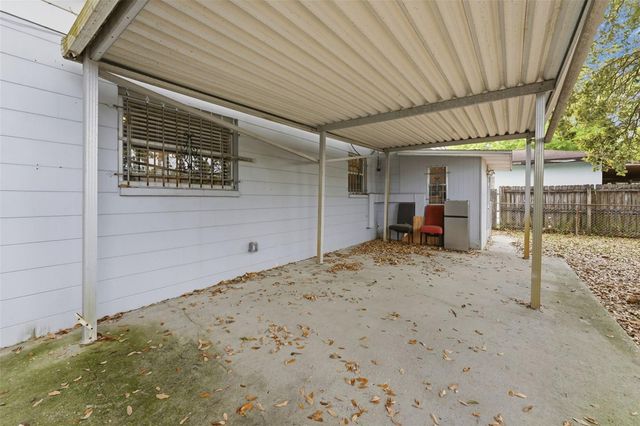 2711 W HEITER STREET, Tampa, FL 33607