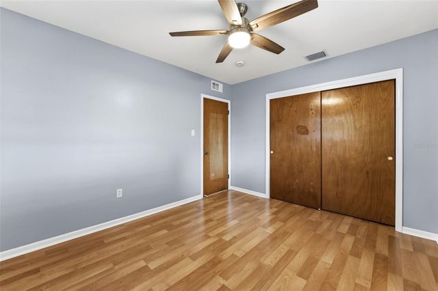 2711 W HEITER STREET, Tampa, FL 33607