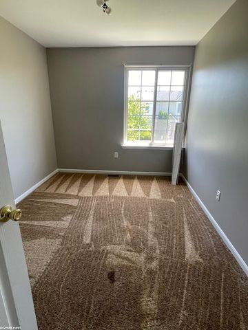 29890 Donna Lane, Chesterfield, MI 48047