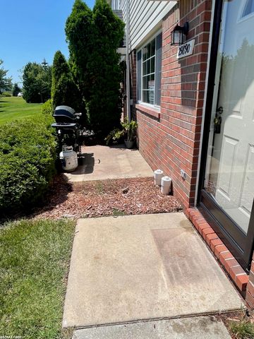 29890 Donna Lane, Chesterfield, MI 48047