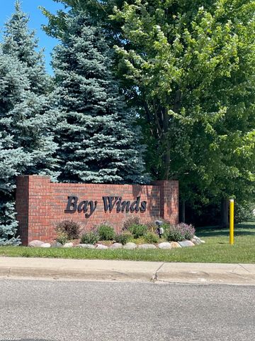 29890 Donna Lane, Chesterfield, MI 48047