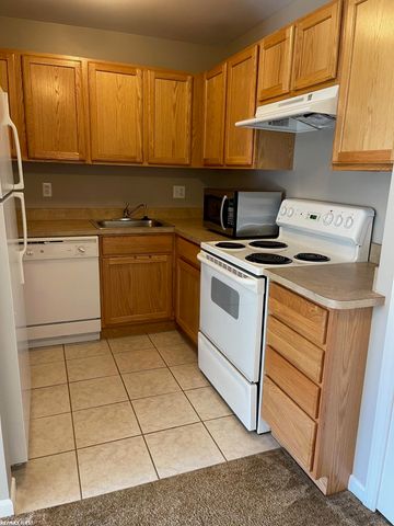 29890 Donna Lane, Chesterfield, MI 48047