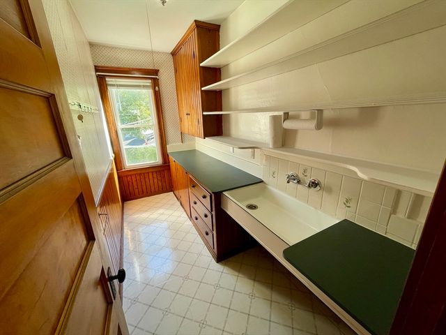 21 Watson Ave. 2, Worcester, MA 01606