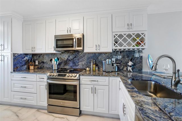 5167 N Highway A1a 603, Hutchinson Island, FL 34949