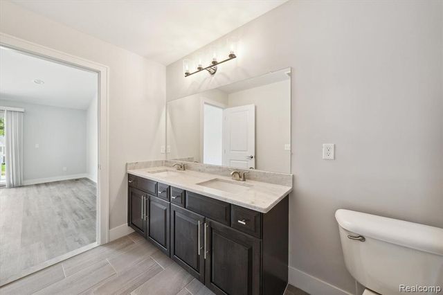 53761 Champlain Street, Macomb, MI 48042